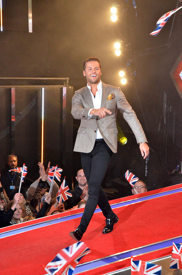 James Hill wins Celebrity Big Brother final for the UK - Celebrity Big